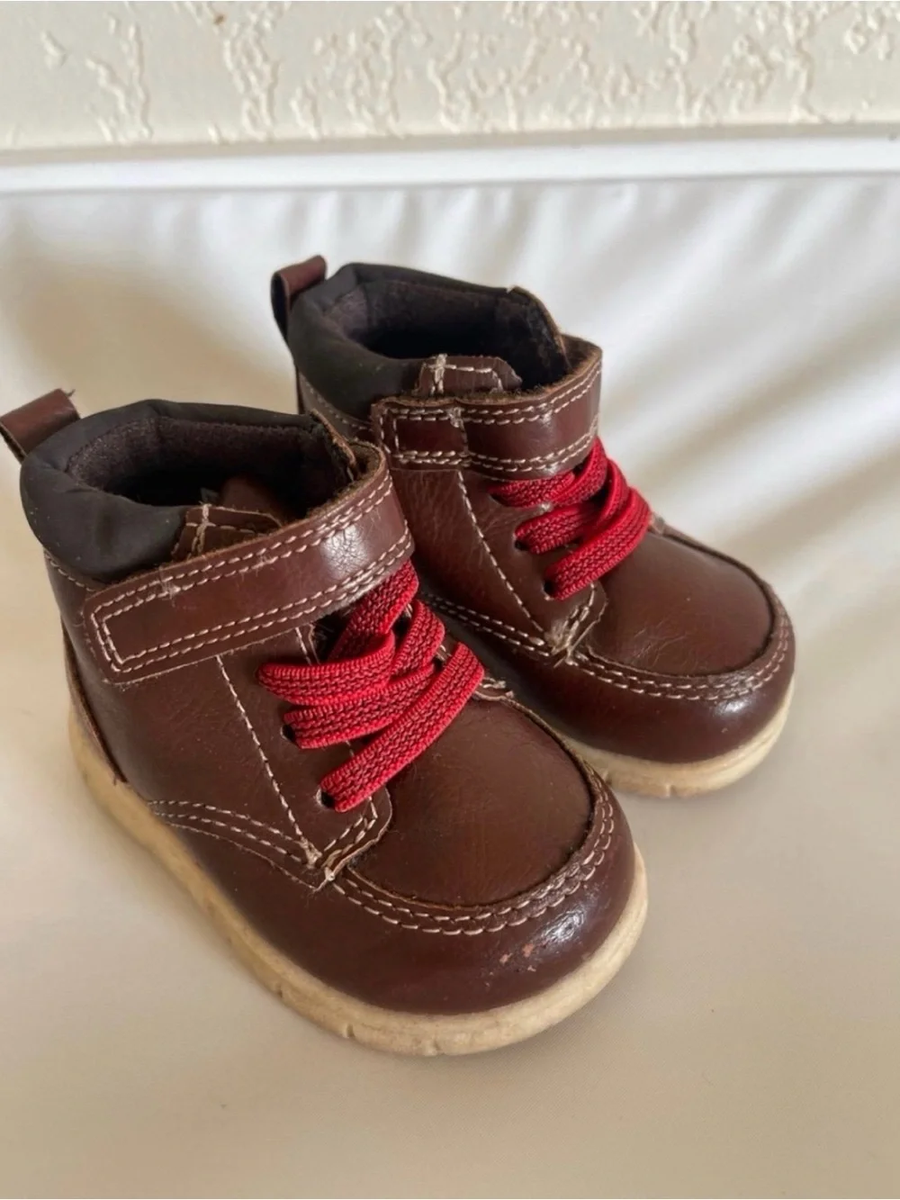 Toddler Brown Faux Leather Boots Size 3 Red Laces